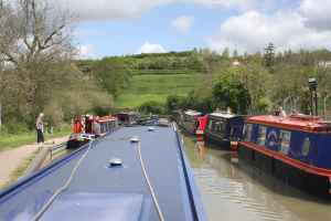 The start of the queue for Napton Bottom Lock (on the left)