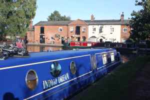 Fradley by day. Doesn't Indigo Dream look good - Richard's polished that side.....