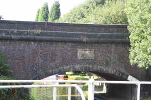 That's the Macclesfield Canal being carried above us on this unassuming aqueduct.... 