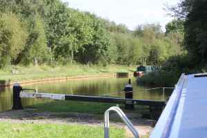 Pleasant moorings above Lock 42, and only a short walk back to the pub at Red Bull